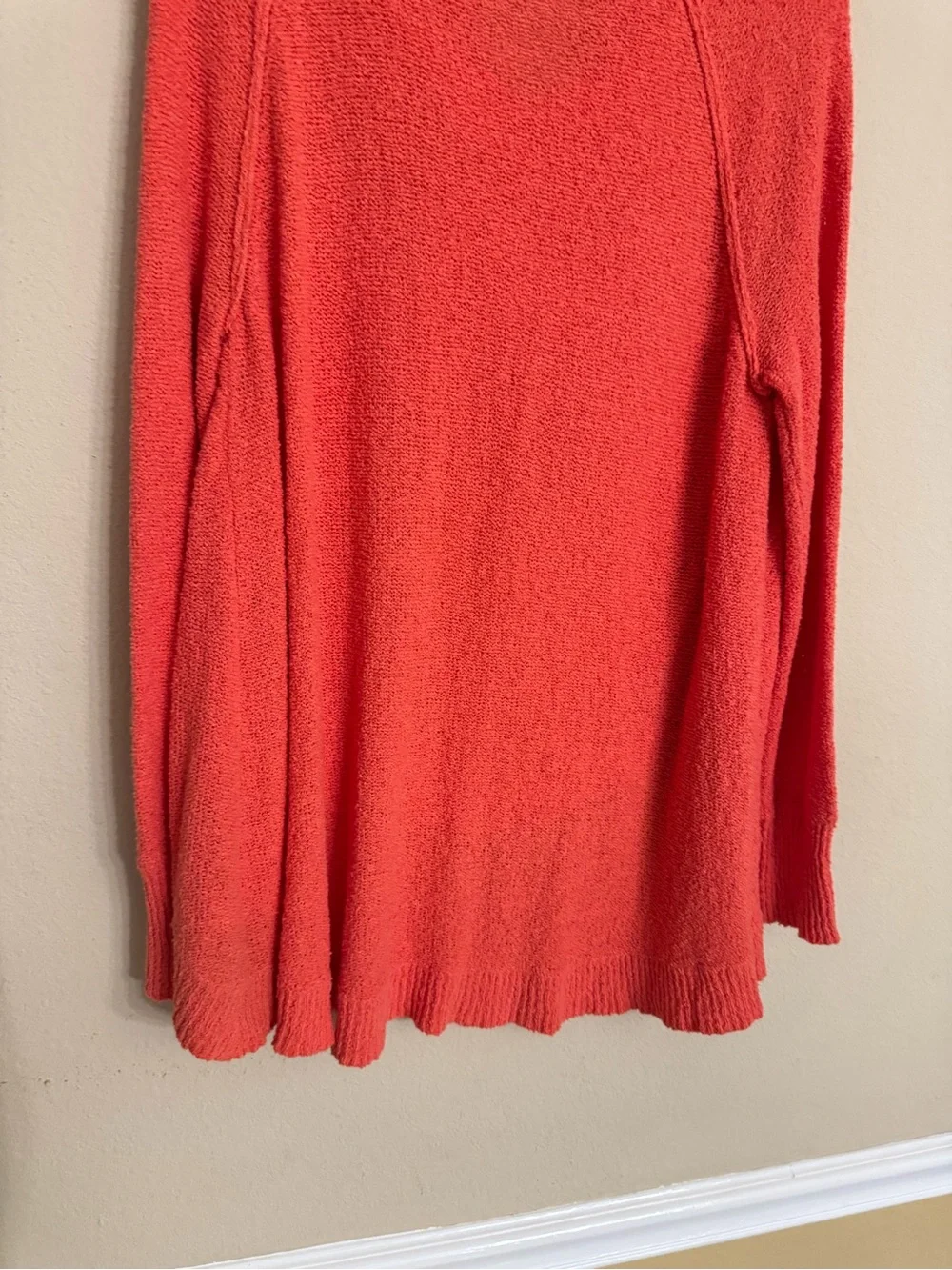 FREE PEOPLE Long Sleeve Knit Sweater Womens M Cowl Neck Orange Asymmetrical Hem